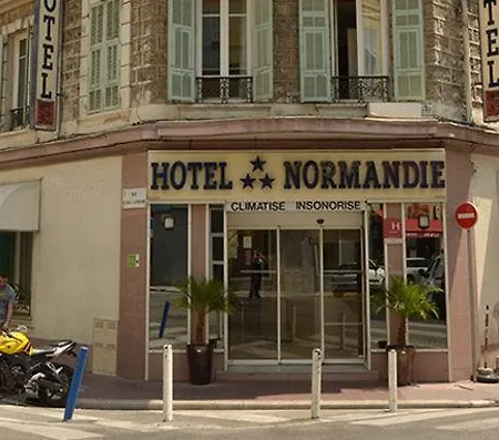 Hostel Ozz Nice