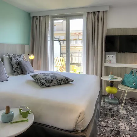 Ibis Styles Centre Gare Hotel 3*
