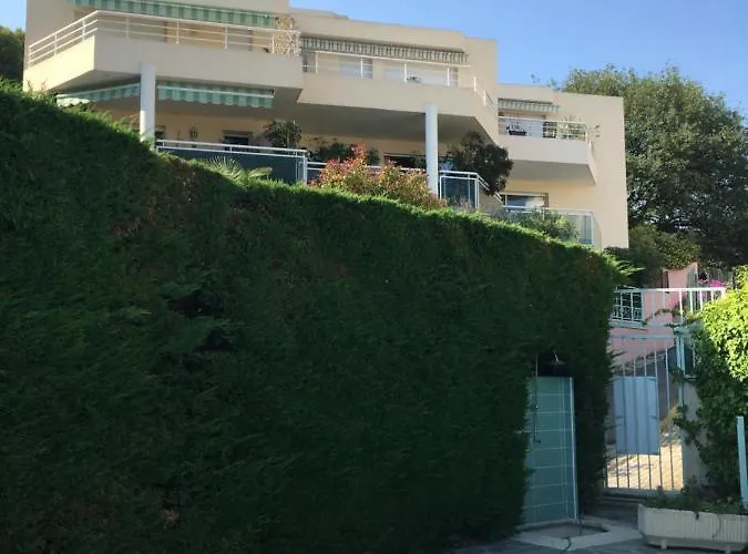 Superbe Studio Parking Piscine