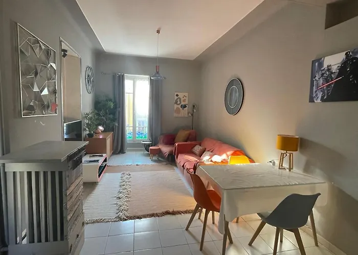 Appartement Au Centre De Nice