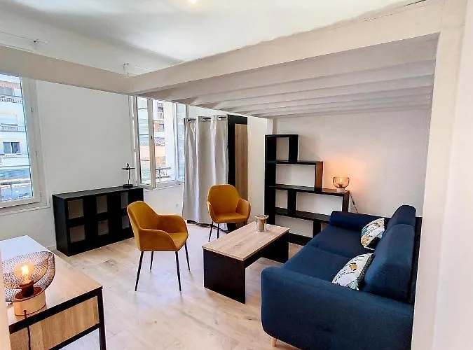 Nice Studio A 100 M De La Mer