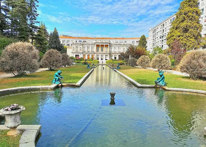 Nissalabella