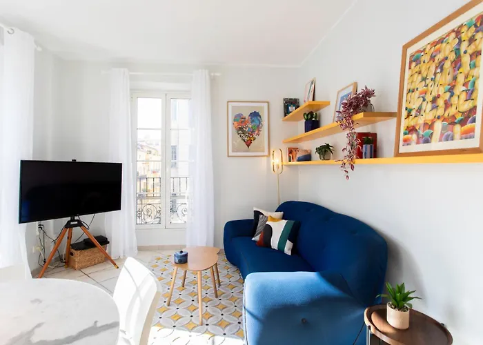 #13 Orange Suite Ac Wifi Balcony 3Mins Walk Sea Front