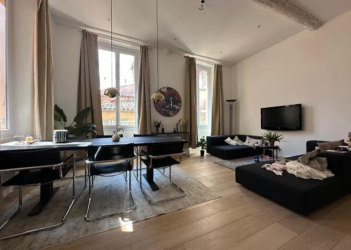 Nice-Flat-Nice