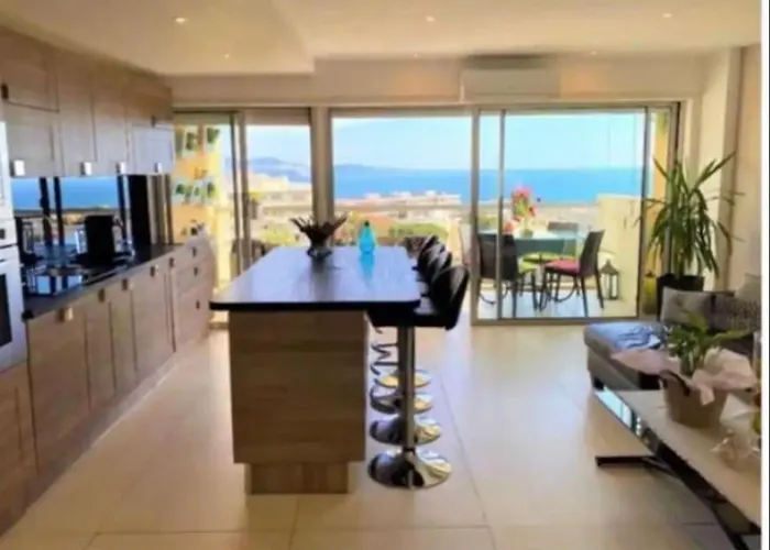 Magnificent 3 Rooms-Sea View-Terrace-Pool