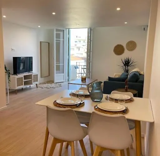 Appartement A 2 Pas De La Mer Et Parking Prive