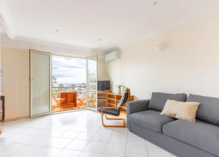 Apartment Le Mirazur By Interhome