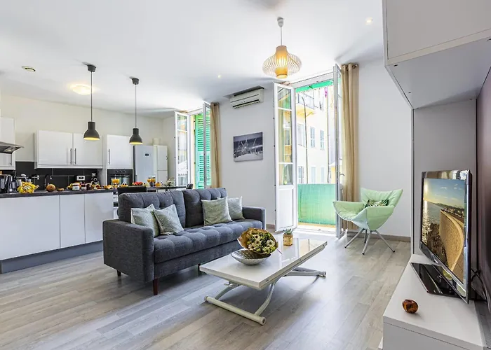 Guisol - Typical Nice 3 Bedroom Ac Near Port