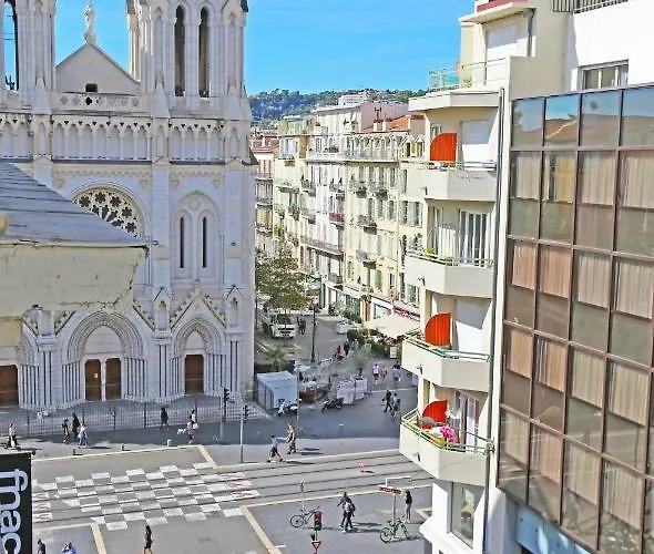 Splendid Apart In The Heart Of Nice