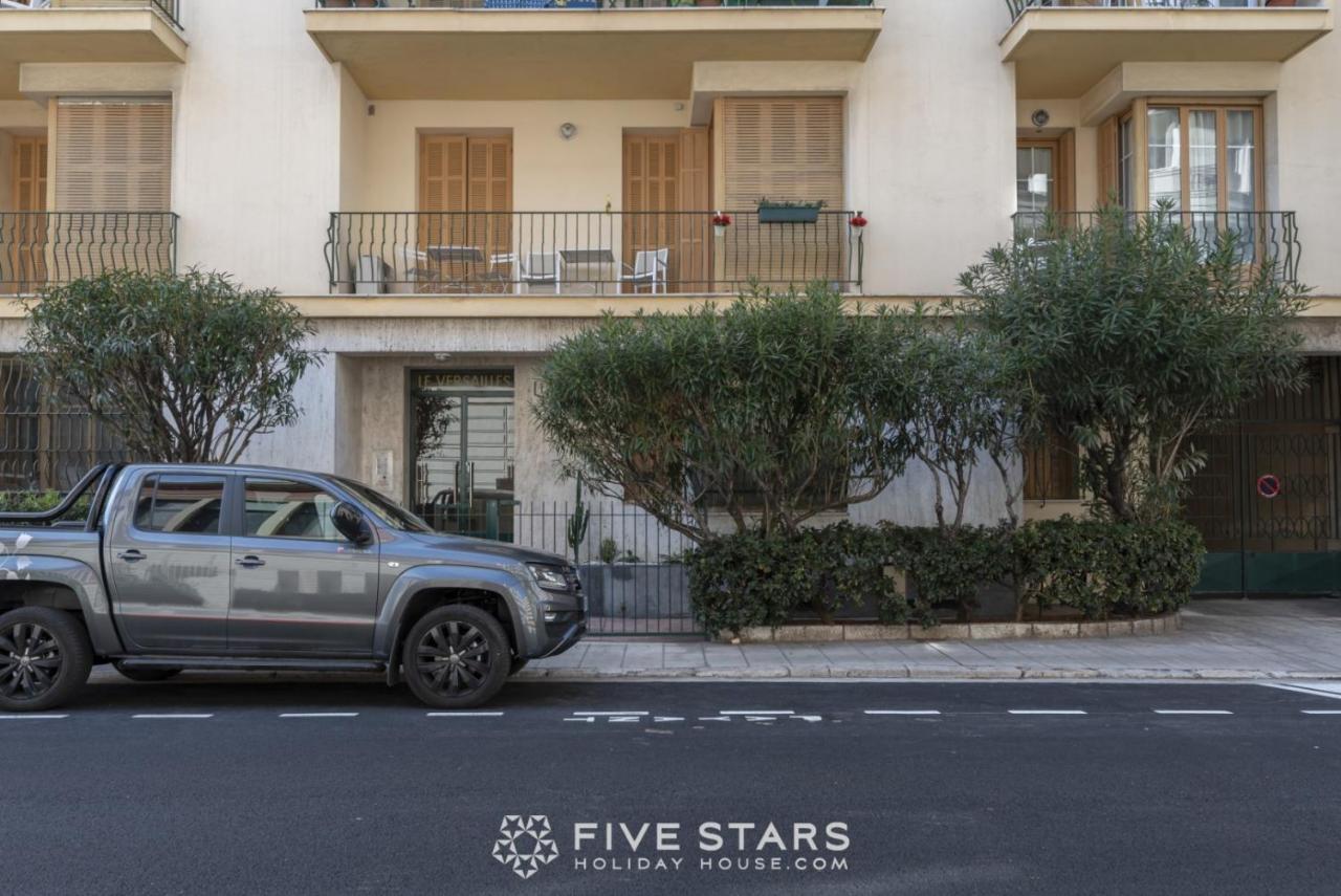 Versailles Five Stars House