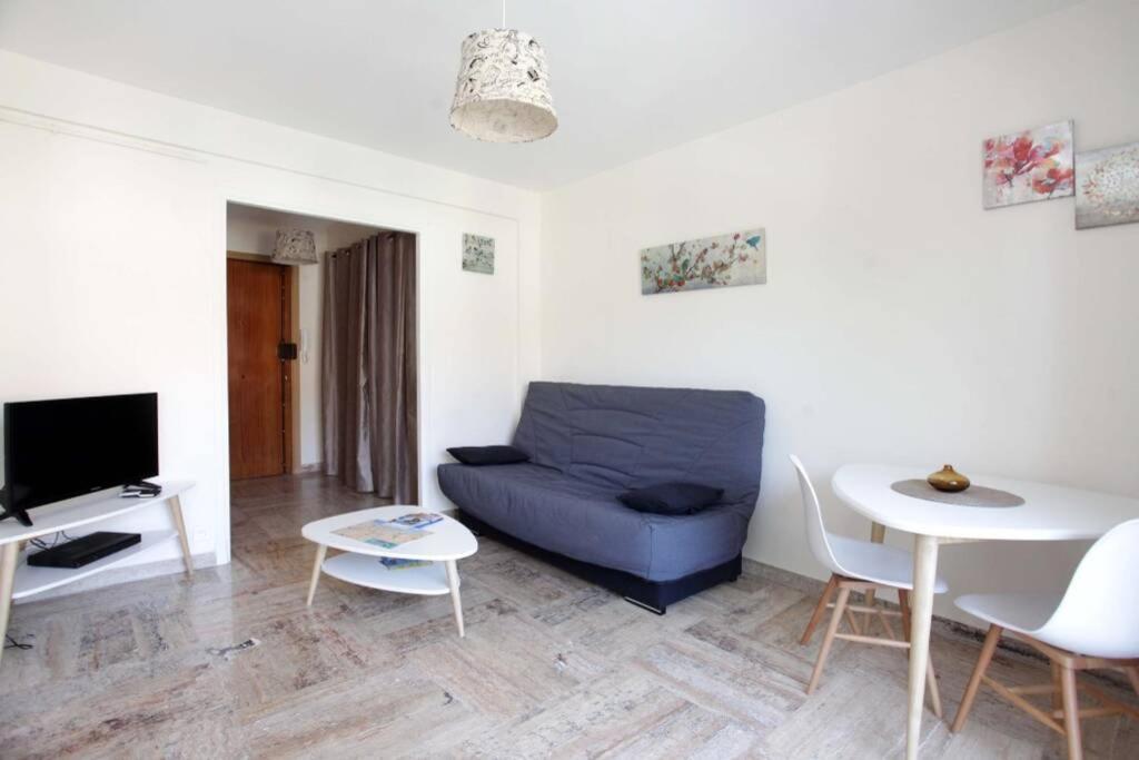 A Ensoleille Proche Centre Et Apartment *