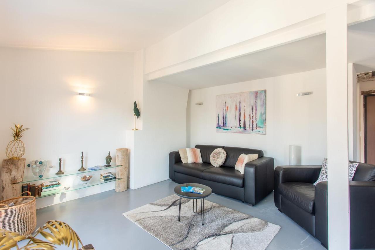 Ross 5- F2, Lumineux, Balcon, Loft, Clim, Vieux-nice *