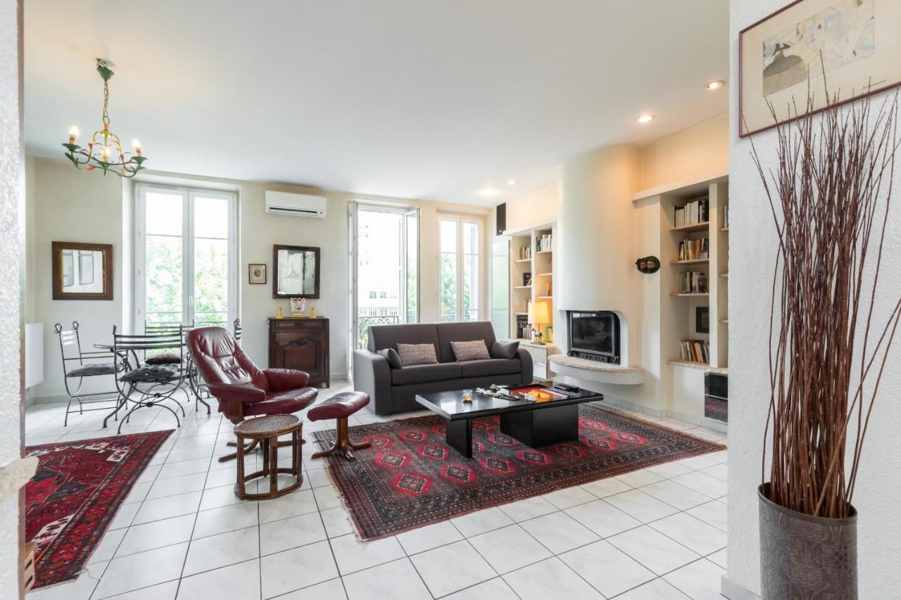 Large 2 Bdrs Downtown - 6 Pax & Ac *