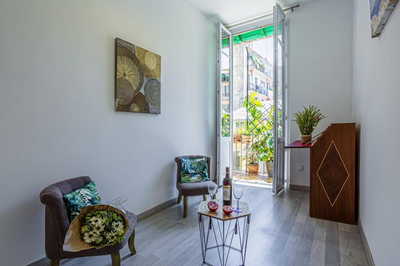 Apartment Guisol - Typical Nice 3 Bedroom Ac Near Port