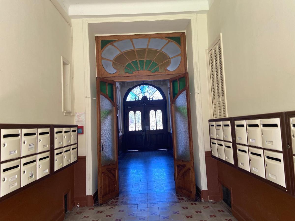 Appartement Centre: à 300m De La Et De La Promenade Des
