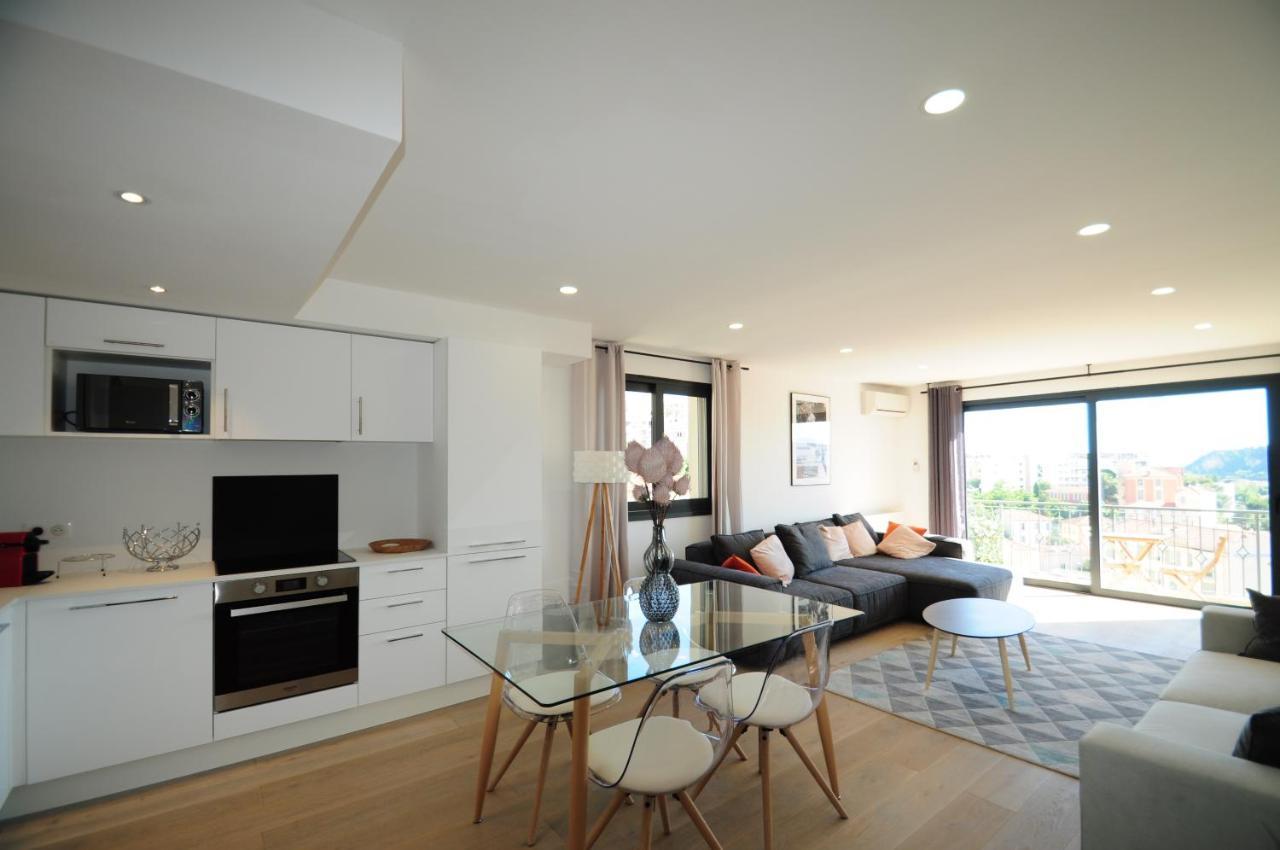 Apartment Les Volets Bleus