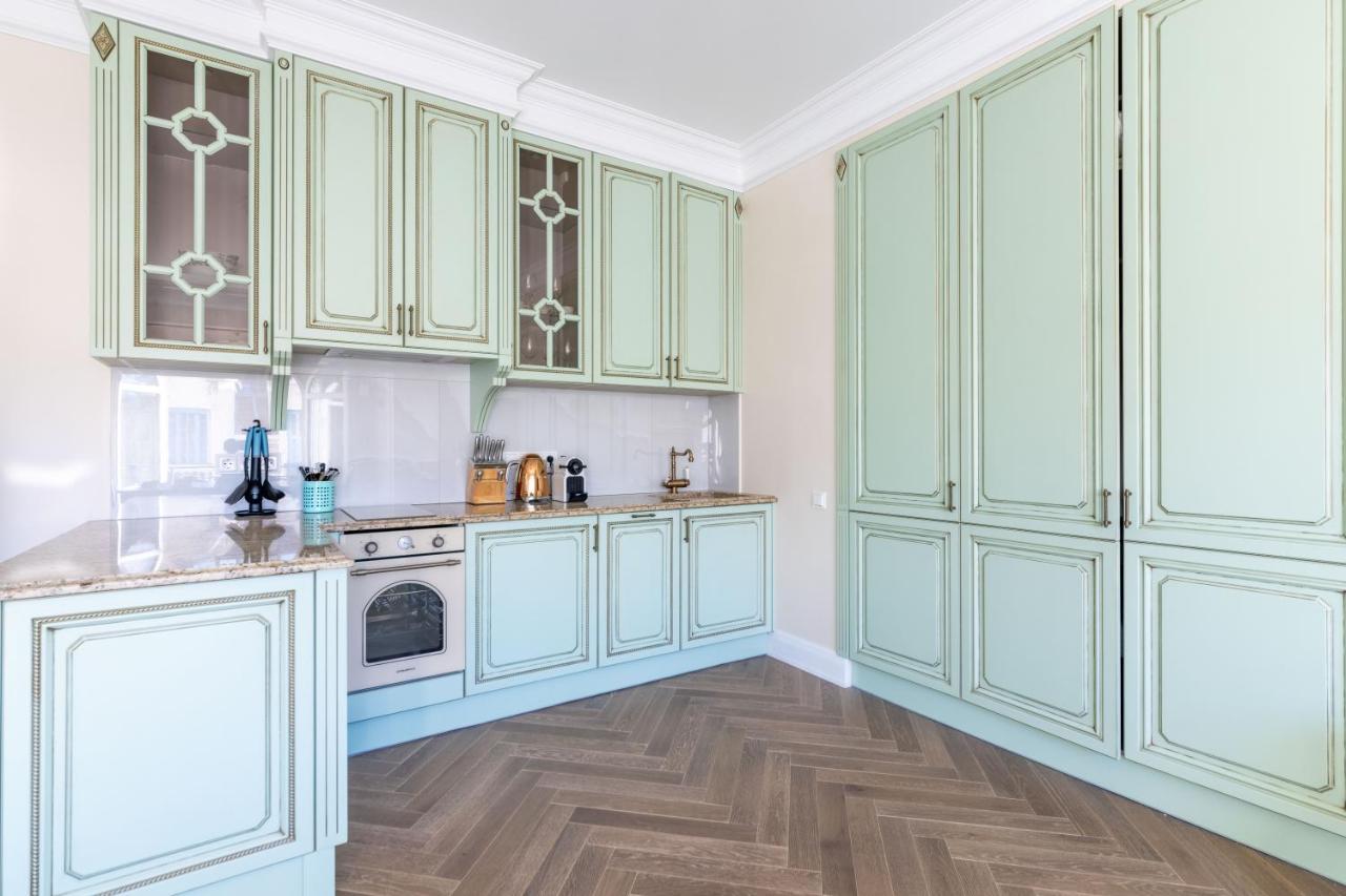 Apartment Luxury In - Negresco - *
