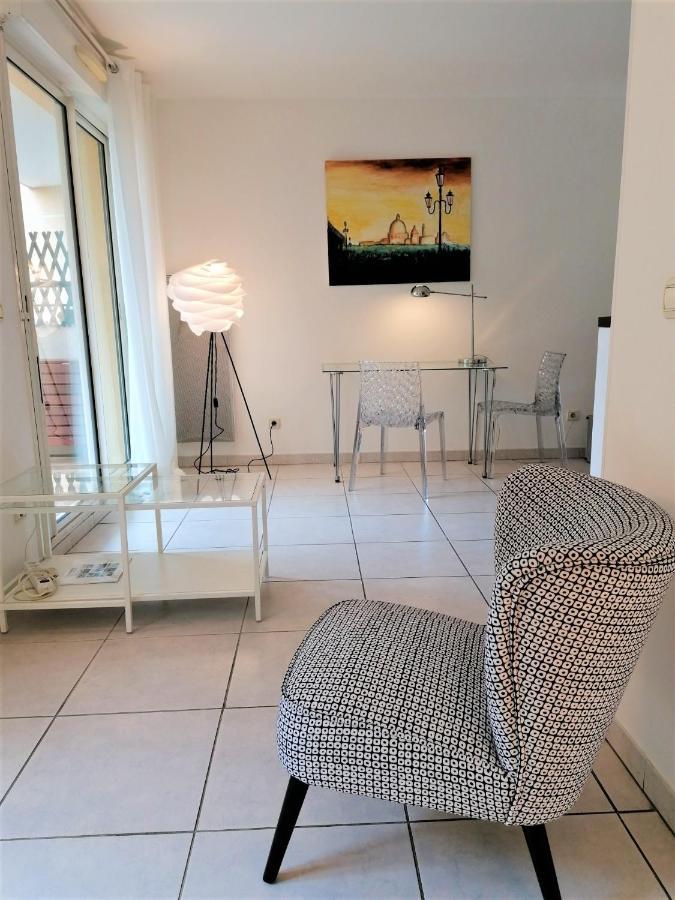 Apartment Neuf 25 M2, Terrasse 35 M2 Proche Port Nice, Centre