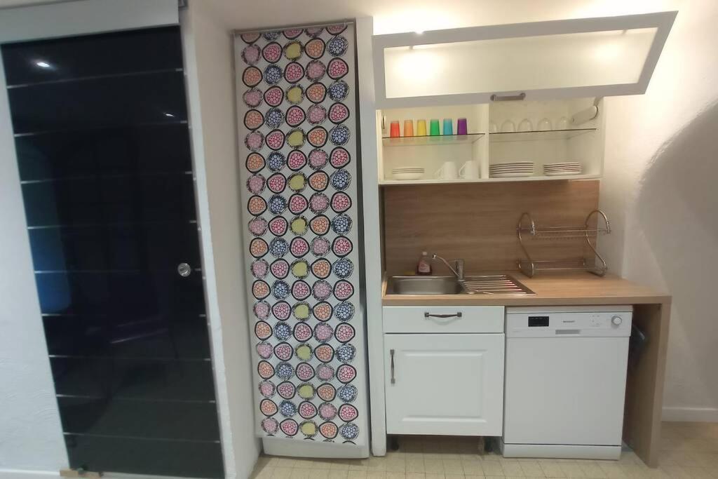 Charming And Modern Cave In The Heart Of The Port Apartment Nice