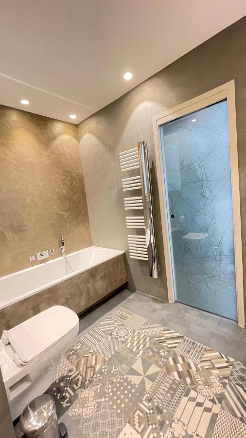Luxurious 2 Bedrooms Apartment, 30 Meter From Apartment Nice
