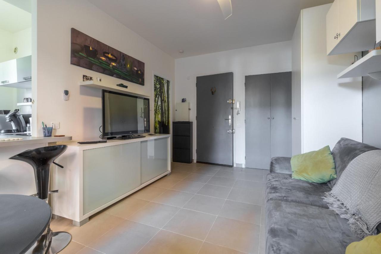 Apartment Cosy At Port Nice