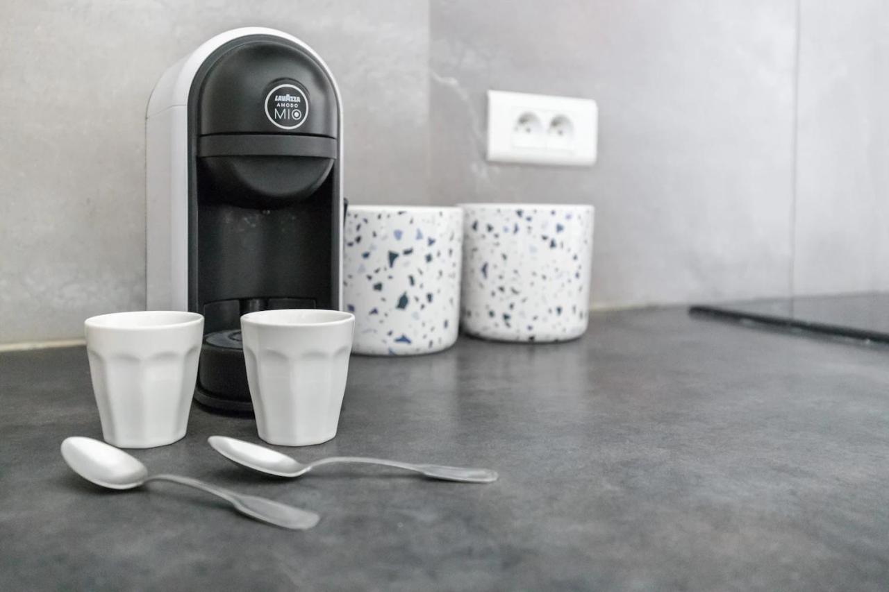 Apartment Feel - Assalit *