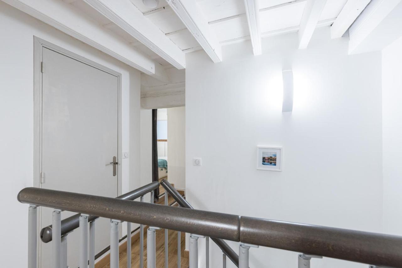 Duplex In Rue De La Prefecture Old Town 2 Bdrs Nice