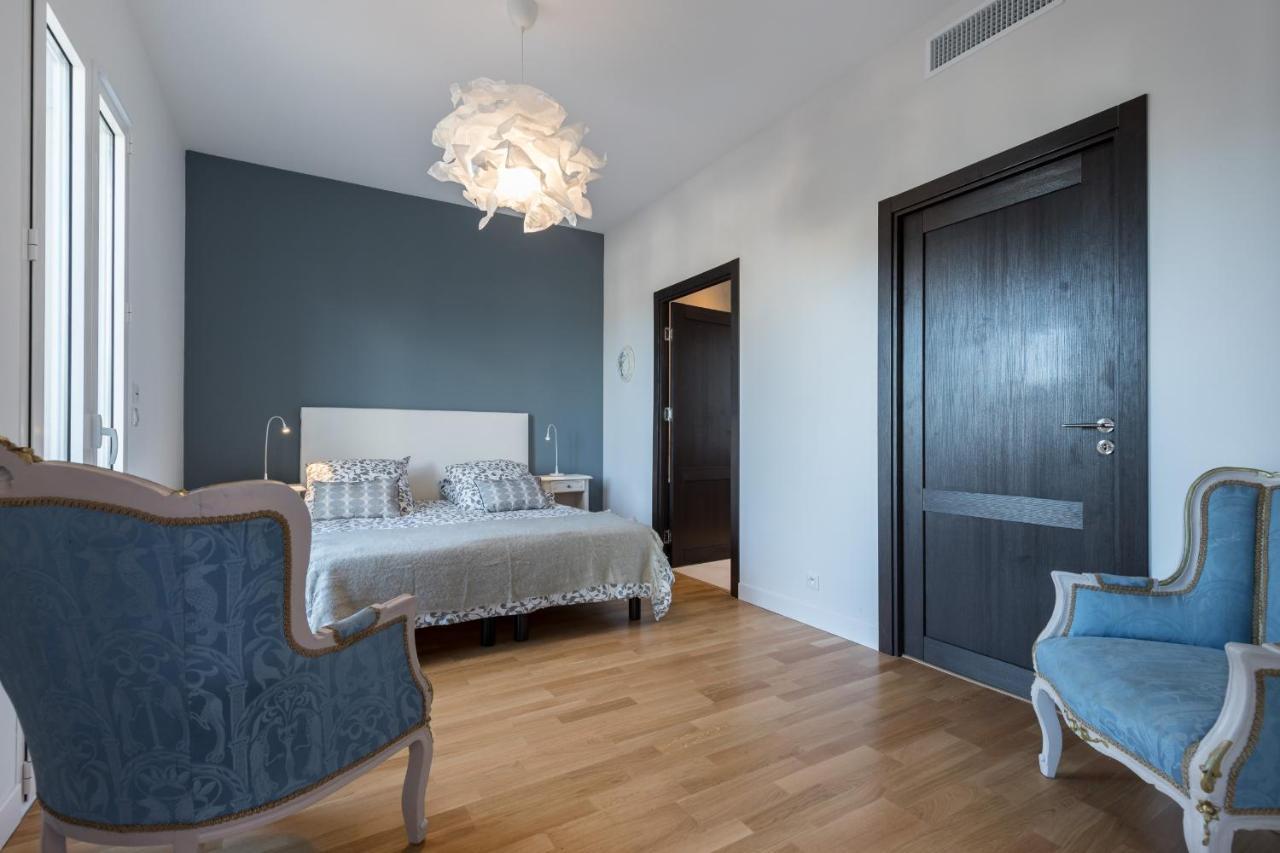 Villa Sur Les Hauteurs De Nice, Proche Centre Nice