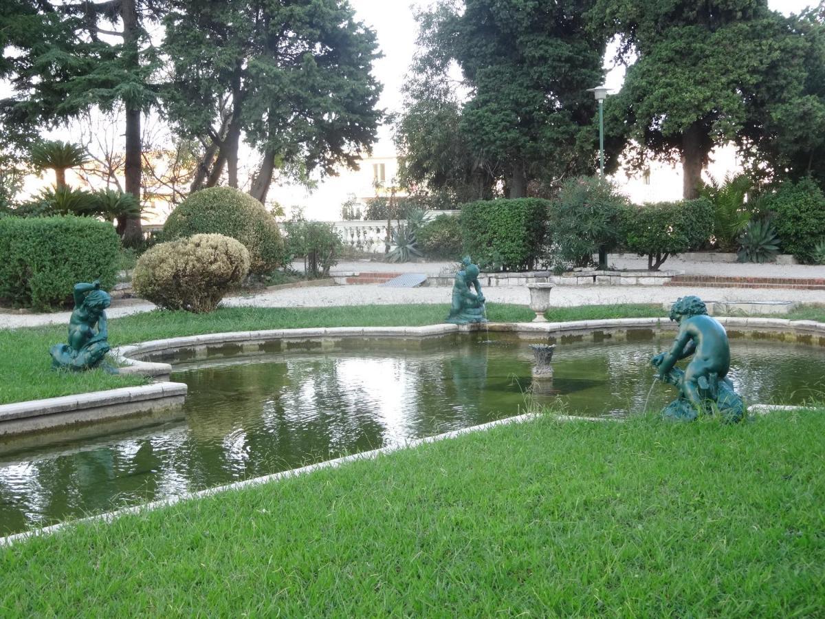 Les Grands Cedres C1 7 Avenue De Fabron Nice