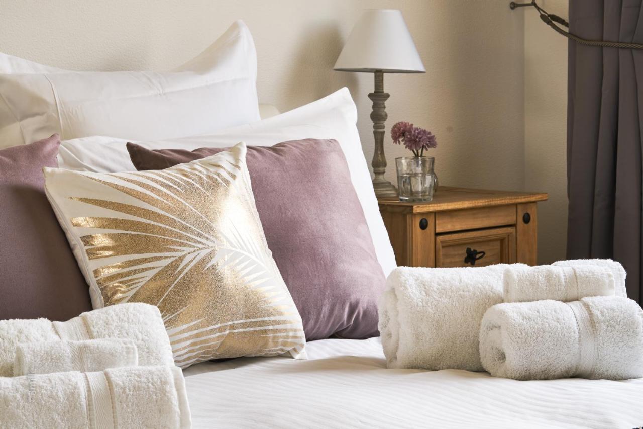 Apartment Sunlight - 