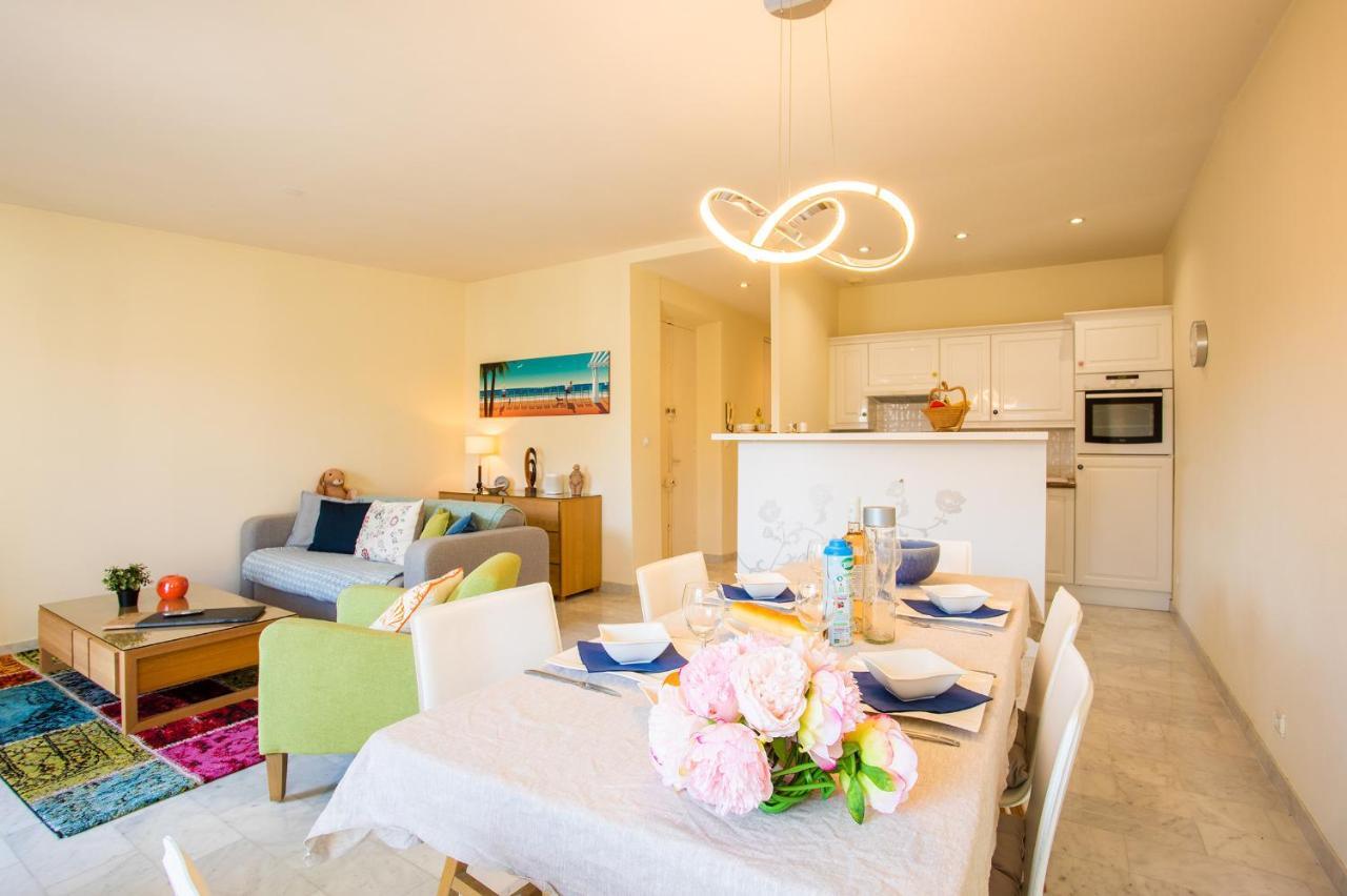 Le Foch Ap4244 By Riviera Homes Apartment