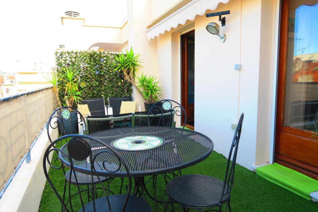 Nestor&jeeves - Andrioli Terrasse - - Close - Floor *