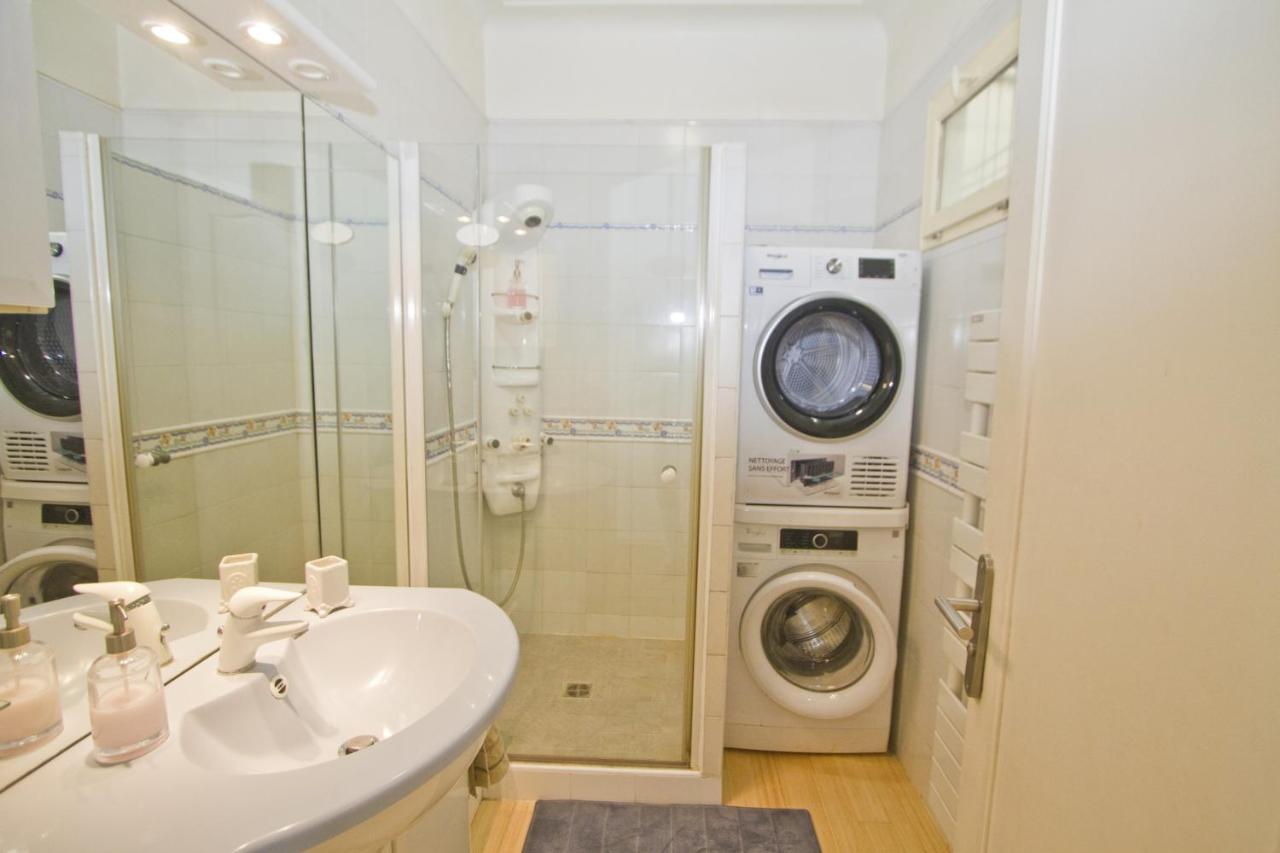 Top Floor Miramar Sea Front Apartment *
