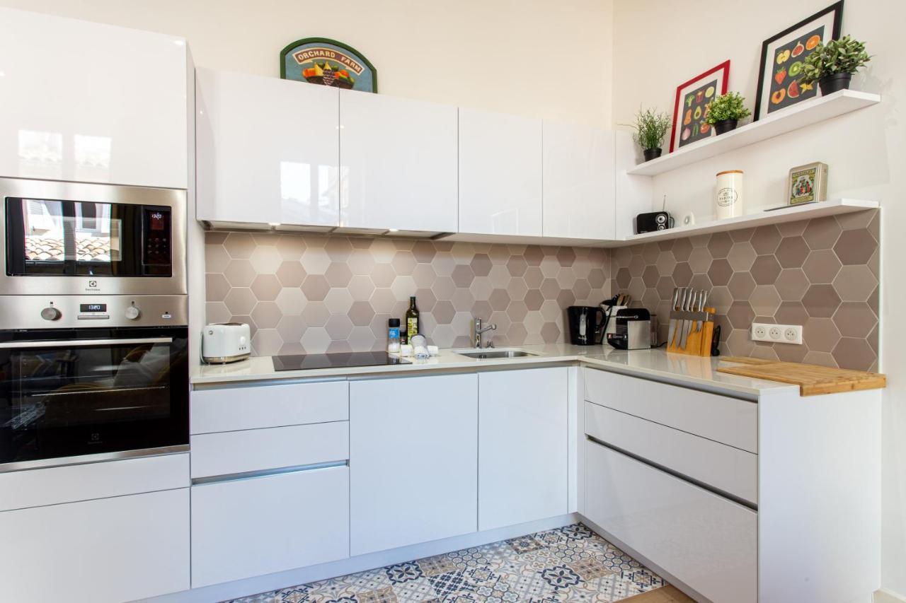 St Vincent - 3 Bedrooms, Magnificent,vaste, Sunny, A/c, Wifi Apartment Nice