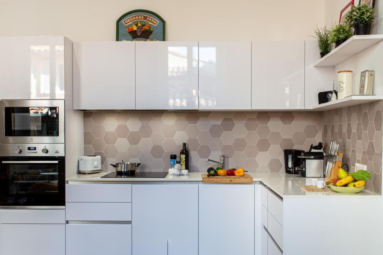 Apartment St Vincent - 3 Bedrooms, Magnificent,vaste, Sunny, A/c, Wifi *
