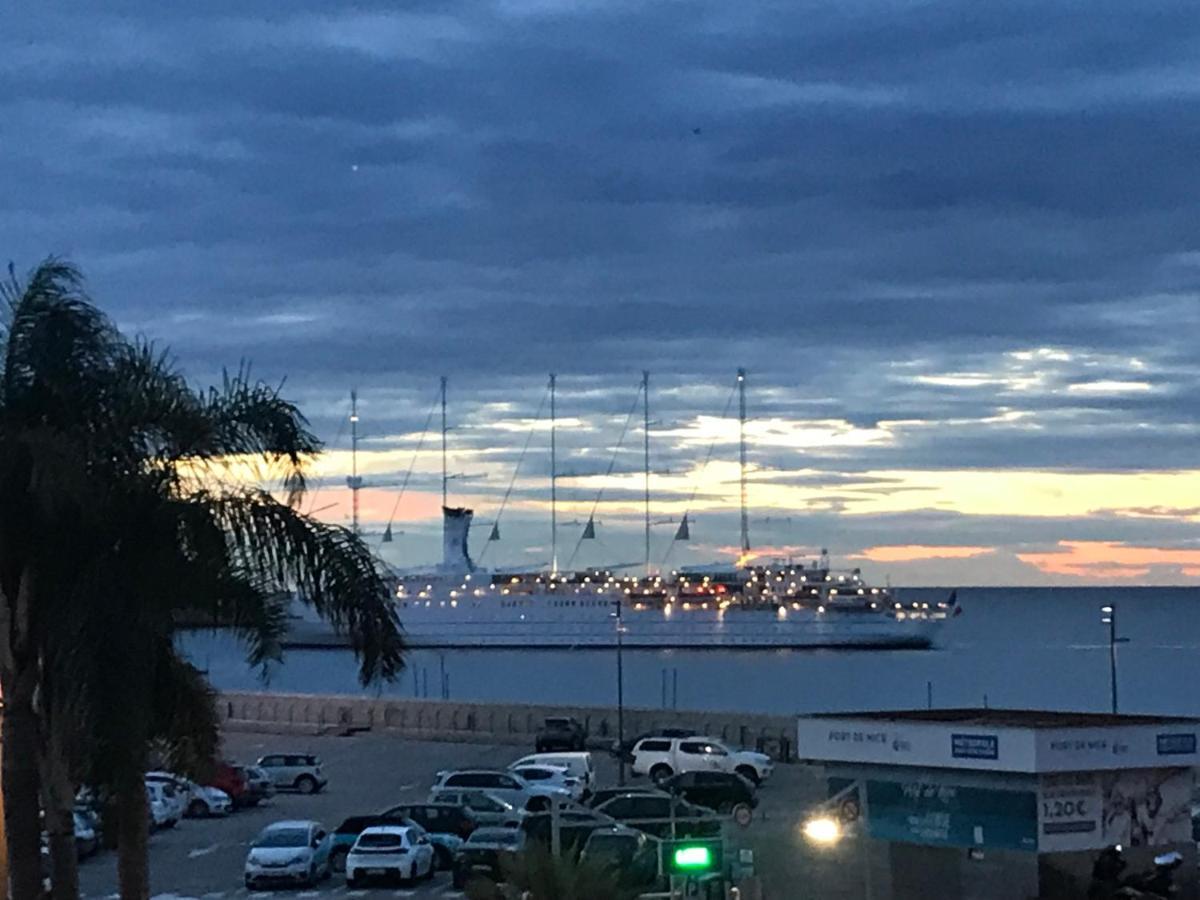 Apartment Sea View Port *