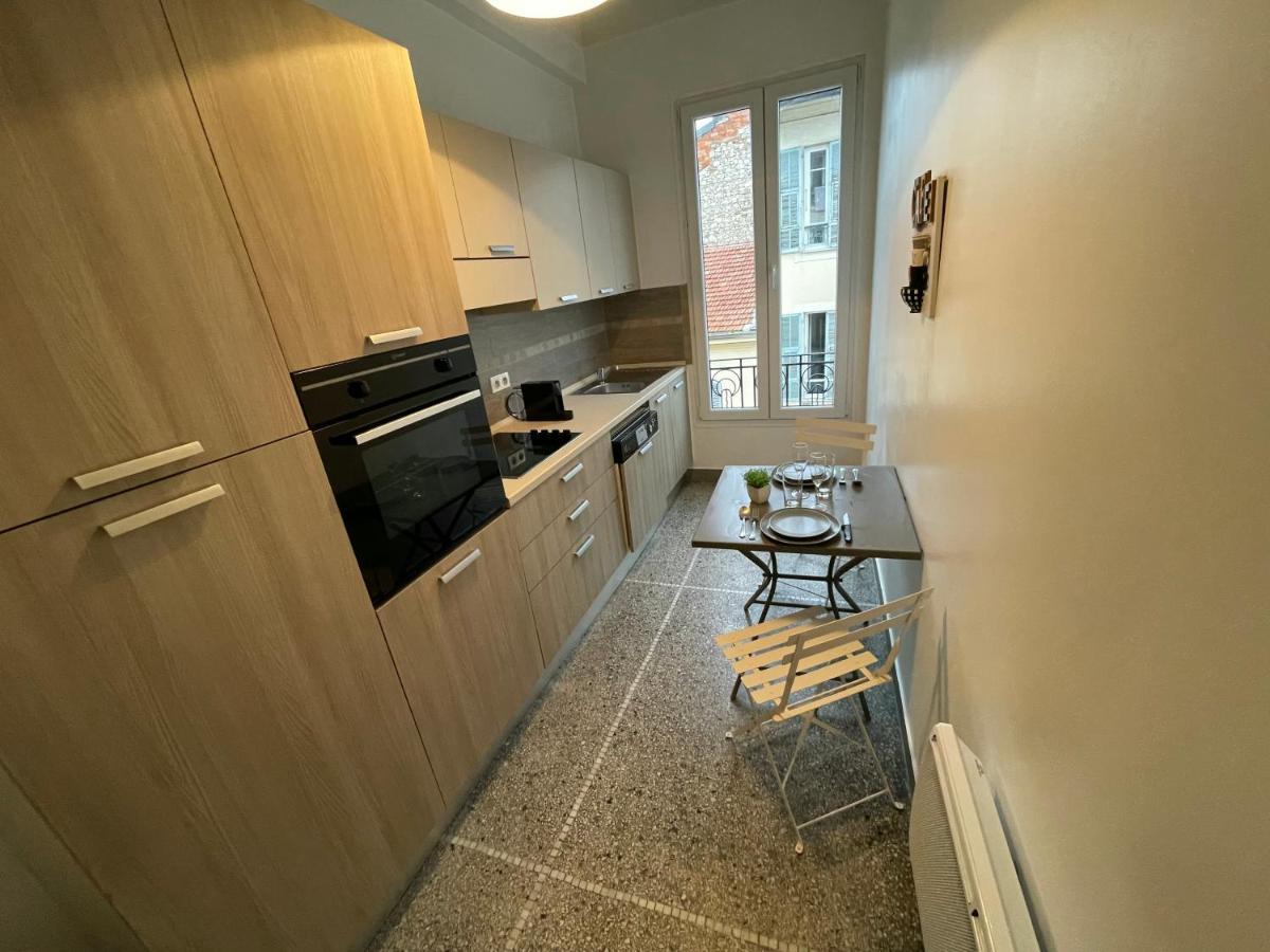Renting - Notre Dame - Cosy Loft Perfect View On The Roofs * Nice
