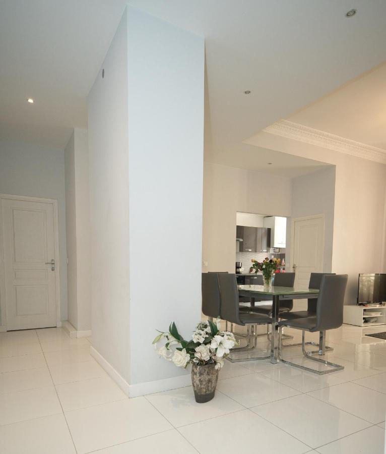 Designer Flat *