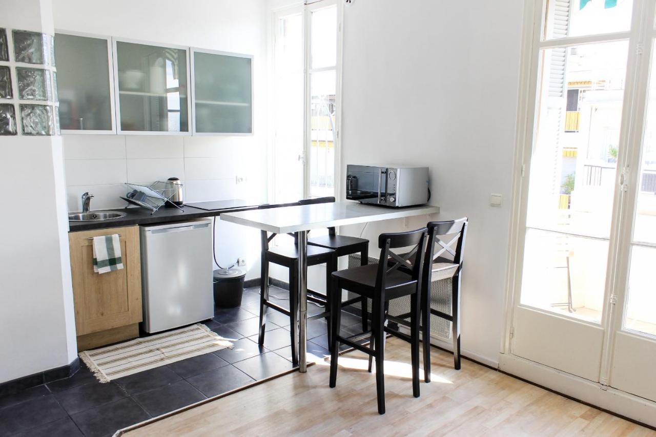 Appartement Joli Studio Avec Balcon, Centre Nice
