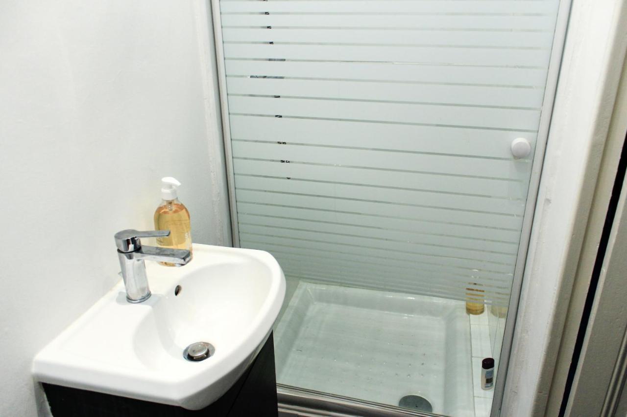 Joli Studio Avec Balcon, Centre Appartement