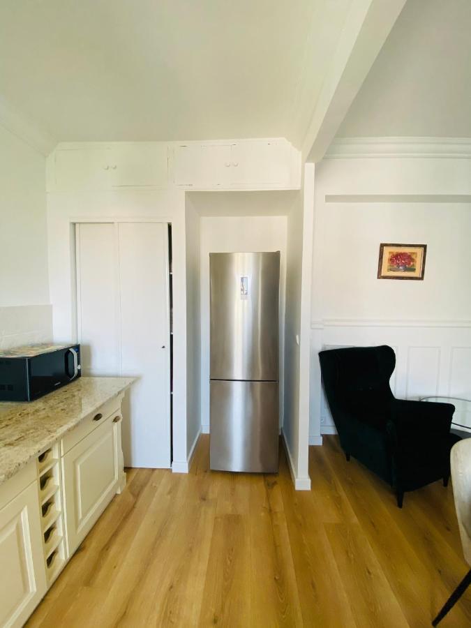 Le Nid Blanc Centre Apartment *