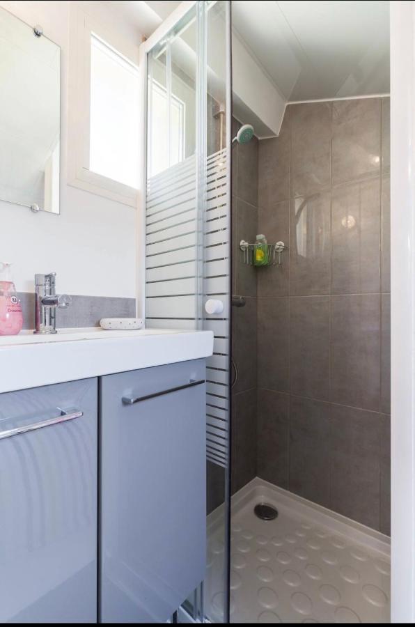Apartment Homelivia, Attic -mansarde Sous Les Toits De Nice