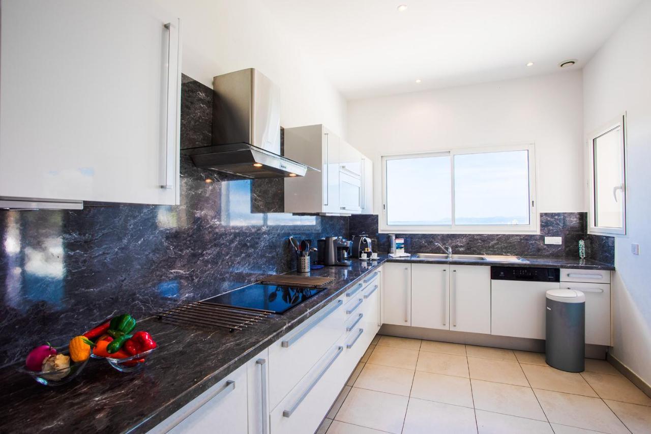 Vinaigrier Hills Vi3086 By Riviera Homes * Nice