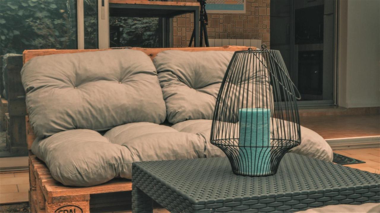 Parc Ferber - Charmant Studio, Rez-De-Jardin, Proche Mer, Carras *