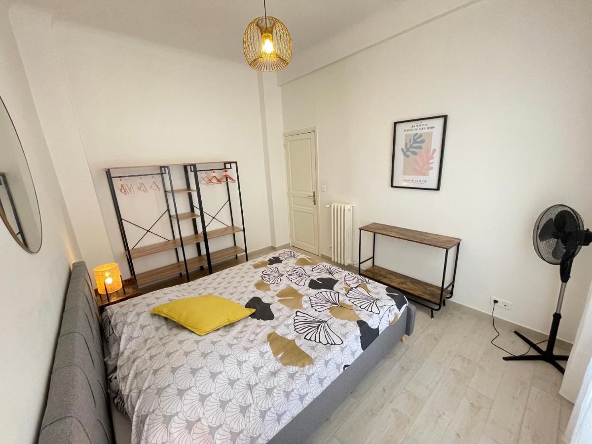Apartment Renting - Penchienatti - Spacious - 2 Bedrooms - King Bed - View Heart Of Nice