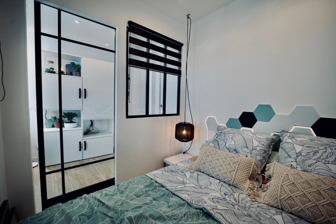 New ! Superbe Studio Vieux - Climatise Apartment *