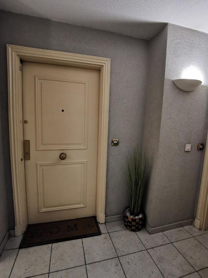 Le Grand Bleu Fshh * Nice