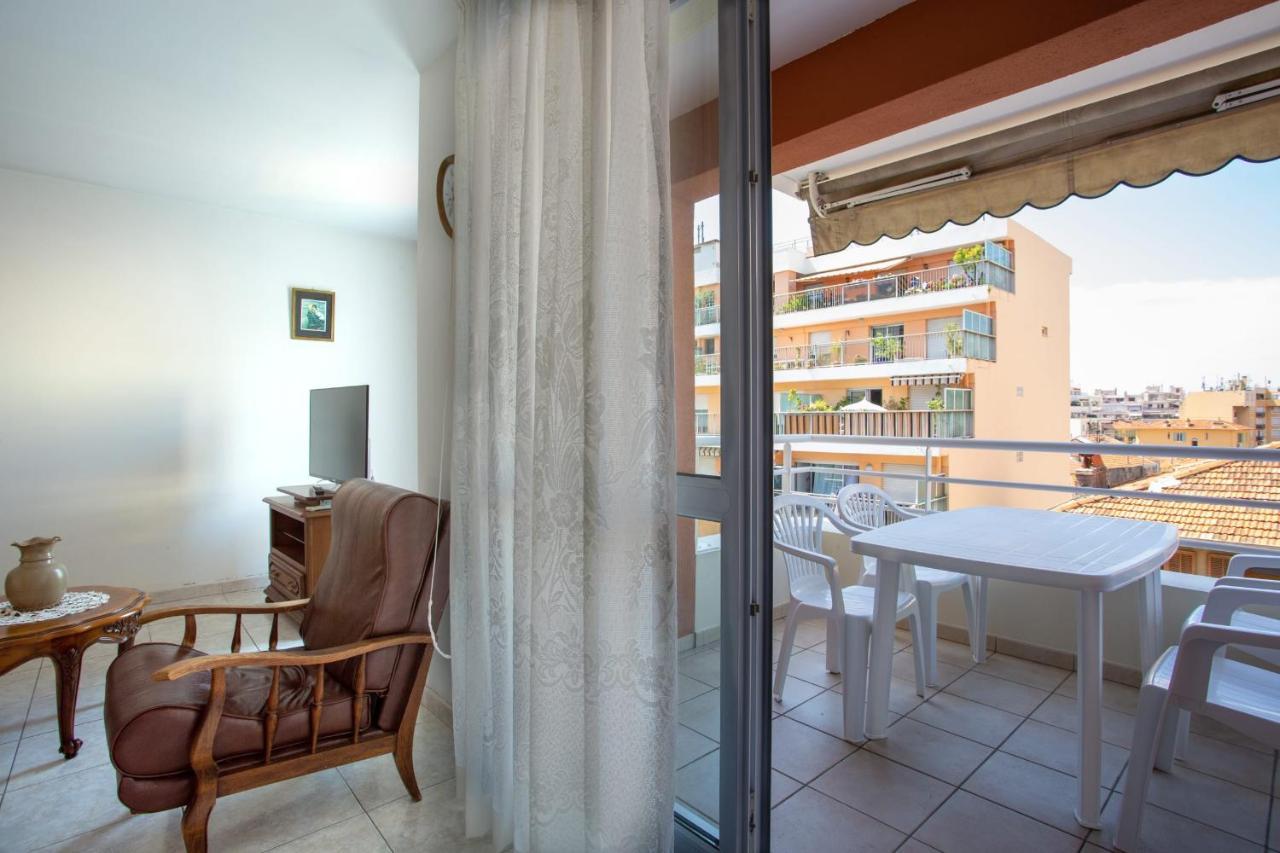 With Sea View With Two Bedrooms Apartment Nice