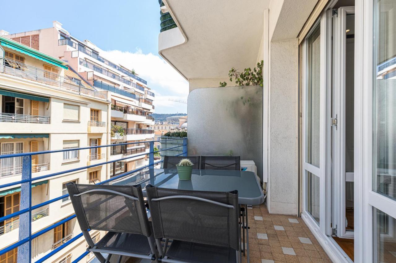 Quiet 1 Bdr Downtown Terrace Ac & Parking