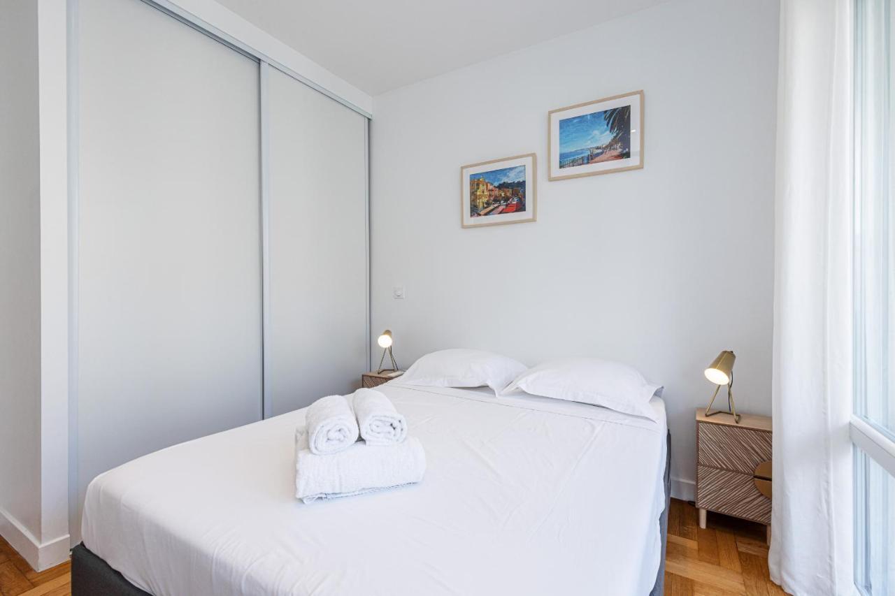 Apartment Quiet 1 Bdr Downtown Terrace Ac & Parking